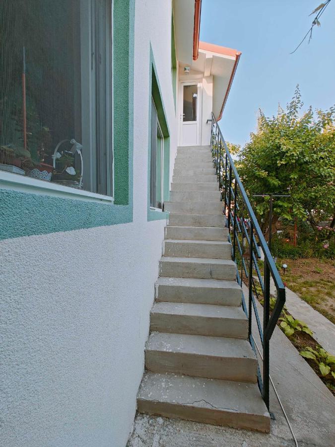 Muzicii 11 - Cozy Seaside Apartments Navodari Exterior photo
